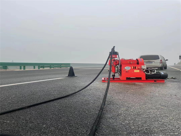 隰县马路路基路面开裂下沉注浆加固灌浆